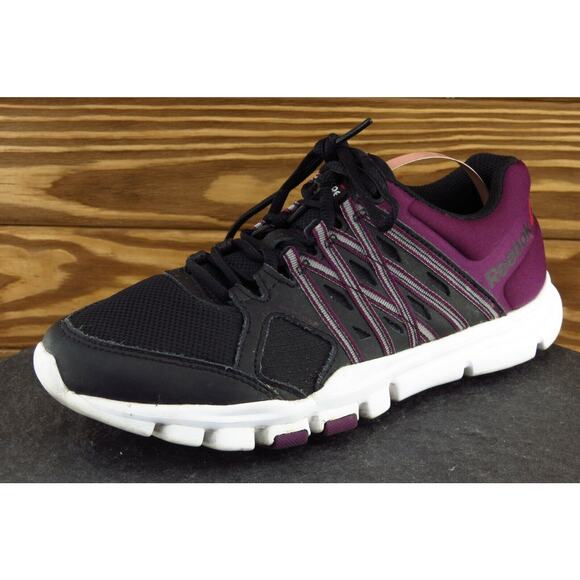 Reebok Size 6.5 M Purple Lace Up Running Fabric‎ Women Shoe - Picture 1 of 9